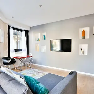 Appartement Blue Nights Sébastopol 110, Paris